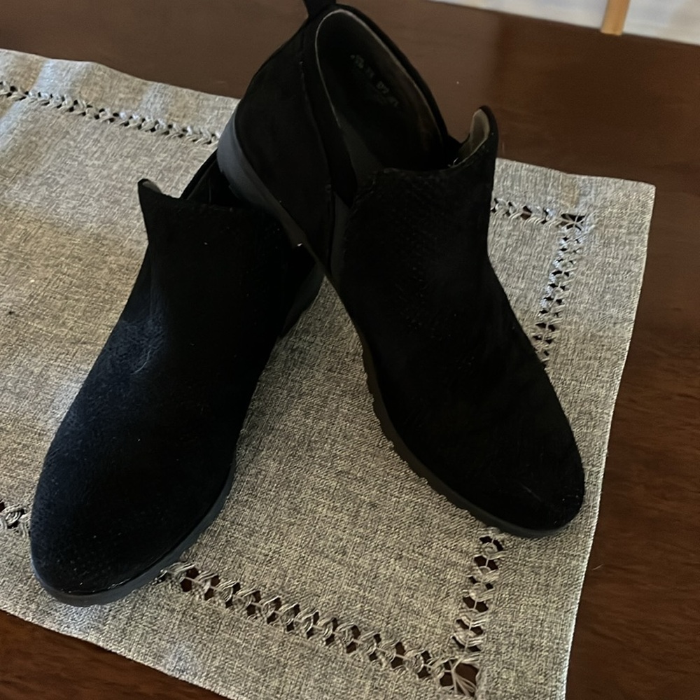 Dr Scholl’s Slip-On Boots